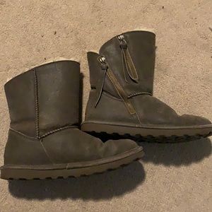 BearPaw boots